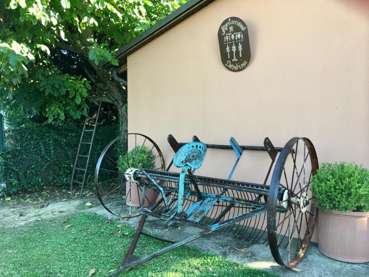 בודירו Societa Agricola Le More Agriturismo La Dondina מראה חיצוני תמונה